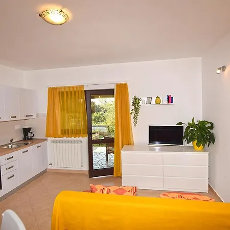 Apartment Bor Medulin