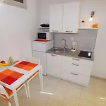 Bor *
