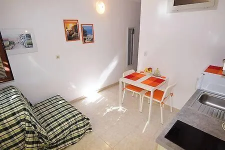 Apartment Bor *