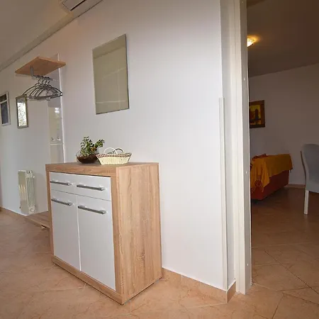 Bor Apartmán Medulin